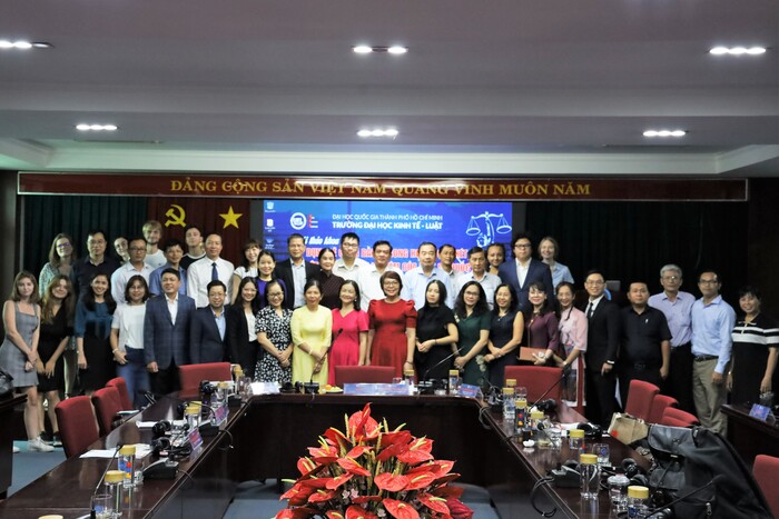 Hội thảo Áp dụng lẽ công bằng trong hoạt động xét xử tại tòa án Việt Nam và kinh nghiệm tại một số quốc gia
